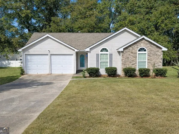 208 Nadia Ct, Locust Grove, GA 30248