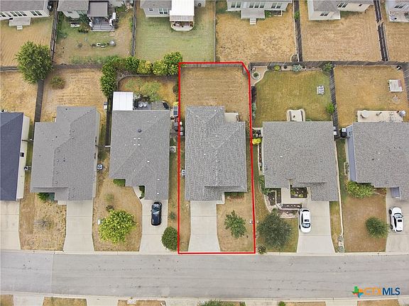 2nd image of 2323 Stoneham