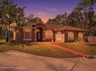 8383 Nittany Rd, Weeki Wachee, FL 34613