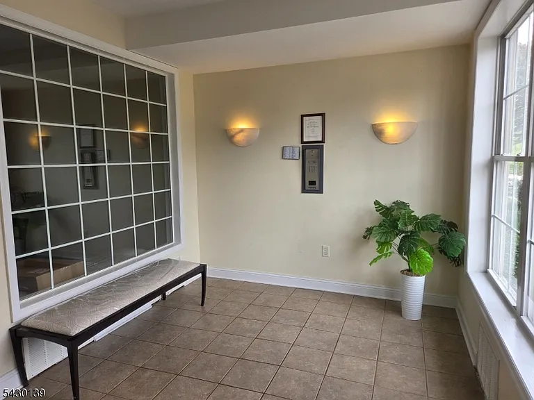 1310 Bush Cir — Photo 7