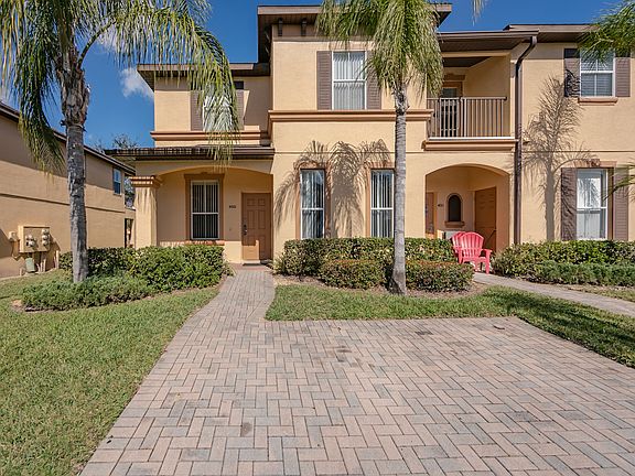 4th image of 4001 Calabria Ave