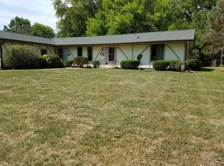 3205 Clarendon Dr, Springfield, IL 62704