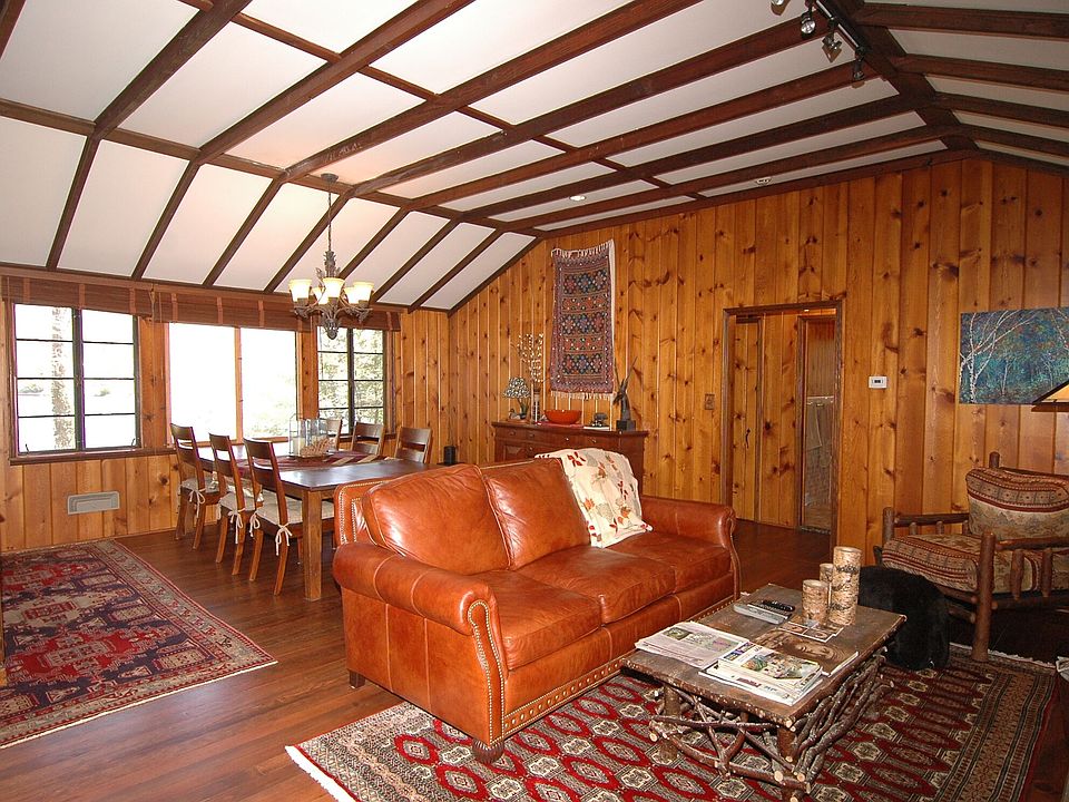 1st image of 2052 Lakeside Dr W