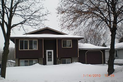 1st image of 2087 3rd St N