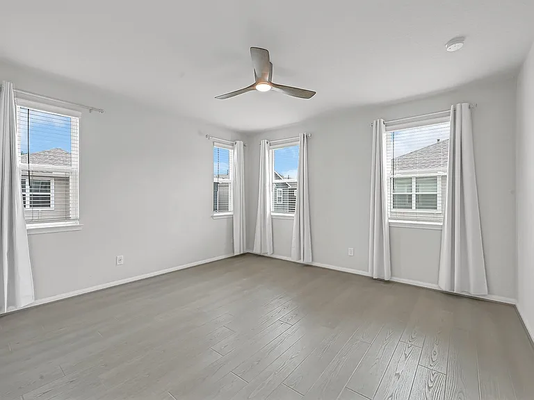 1528 Lakeline Oak Dr — Photo 13