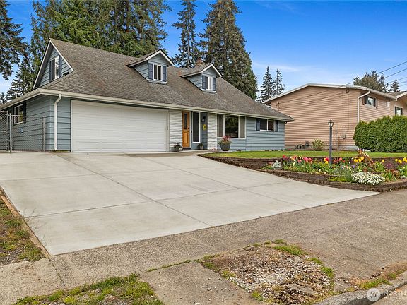 2nd image of 6222 185th Street SW