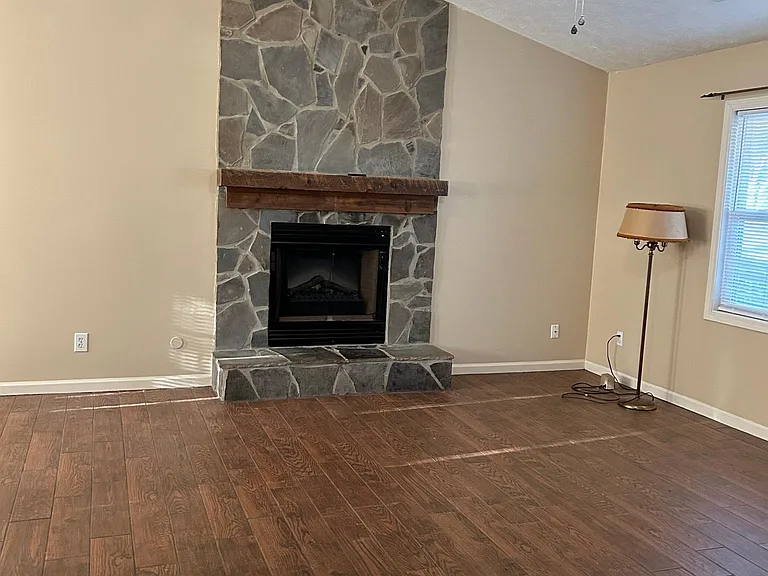 3210 Ashly Brooke Dr — Photo 2