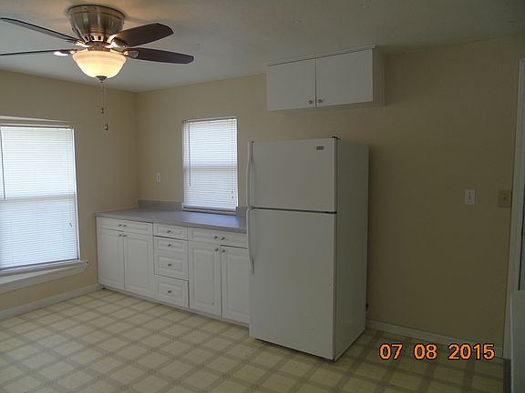 4th image of 2511 N Fm 646 #10