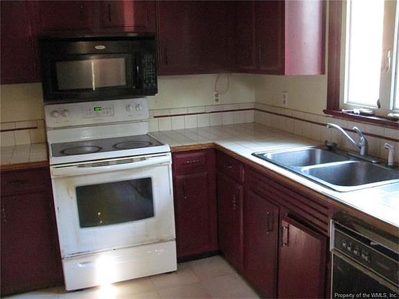 4th image of 5211 Farmers Dr
