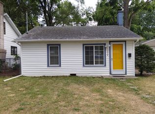 1034 Merrifield St SE, Grand Rapids, MI 49507