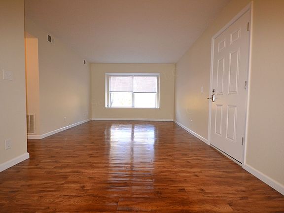 5th image of 174-176 Church St #2