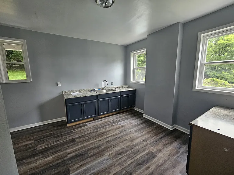 3154 River Rd — Photo 4