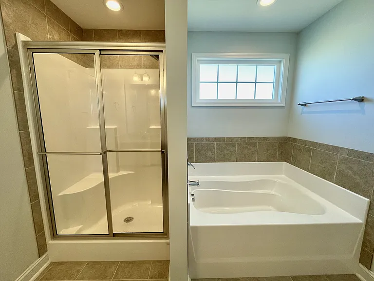 5137 Thruway Rd — Photo 9