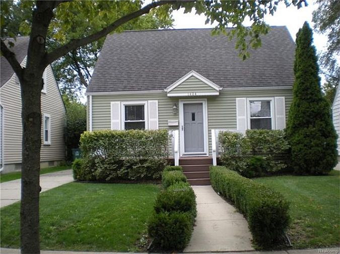 1st image of 1424 Chapin Ave