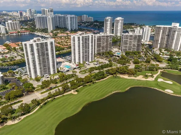 3625 N Country Club Dr APT 603, Aventura, FL 33180