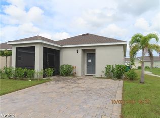 828 Friendship Cir, Labelle, FL 33935