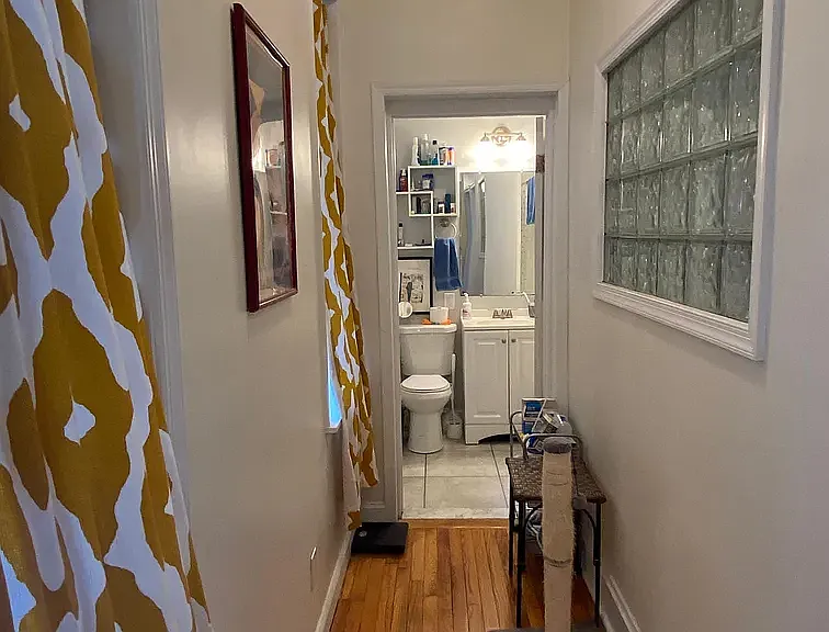 922 S 49th St #1 — Photo 16