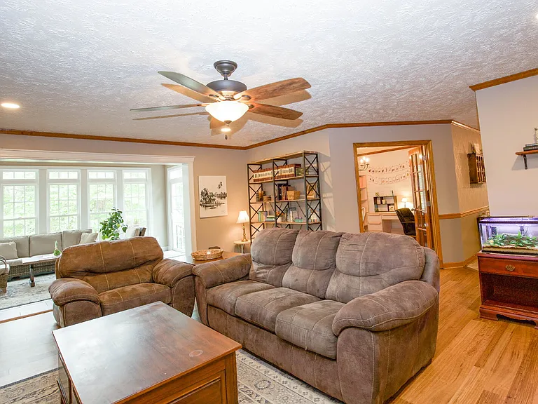 7815 Shuttle Rd — Photo 31