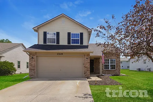 10229 Park Valley Dr Photo 1