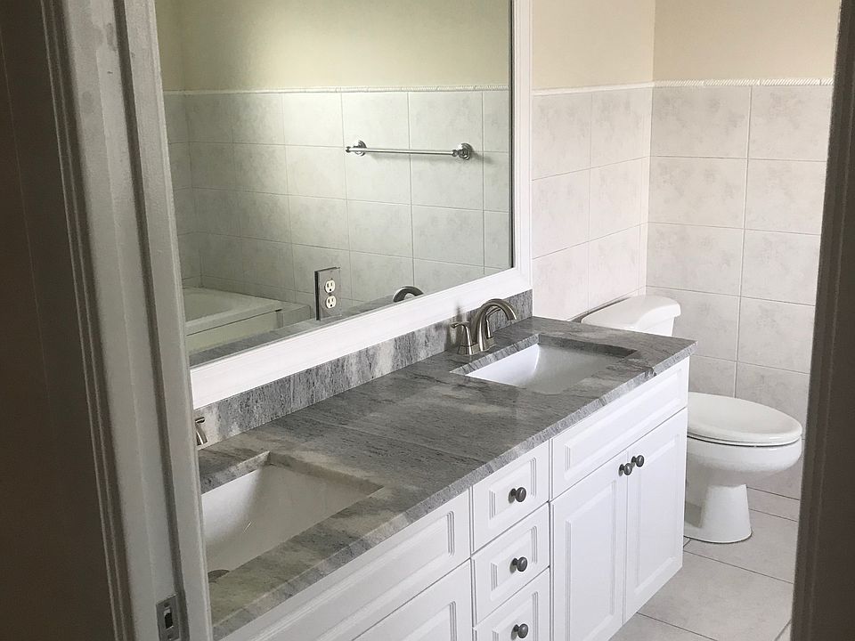 1st image of 390 SE 5th Ter