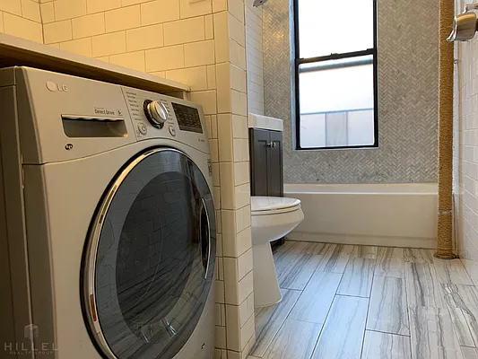 Rented by Hillel Realty Group | media 13