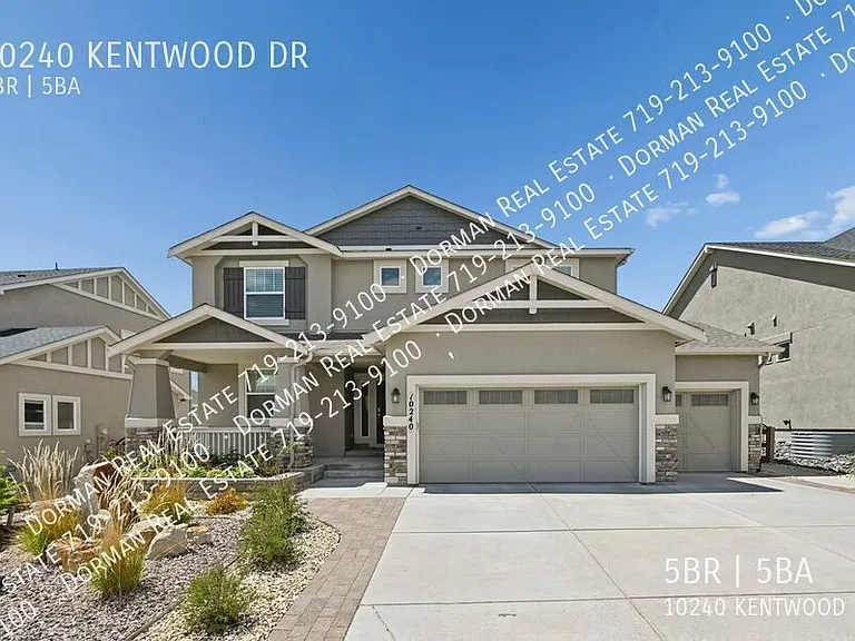 10240 Kentwood Dr — Photo 1
