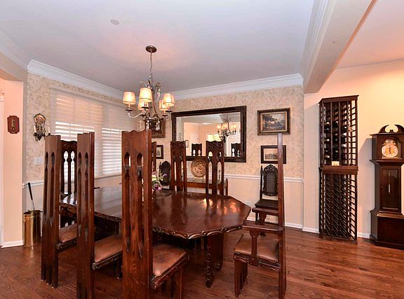 4th image of 35 Harborside Way