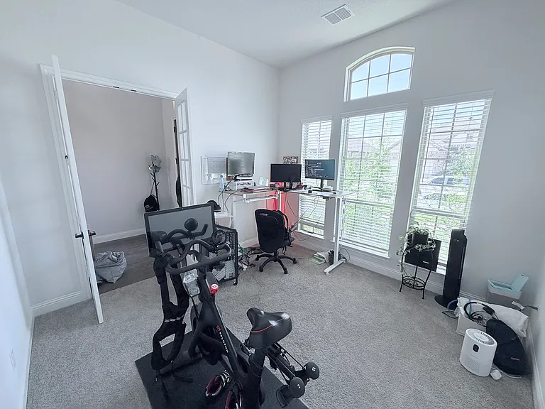 516 William Ct — Photo 27