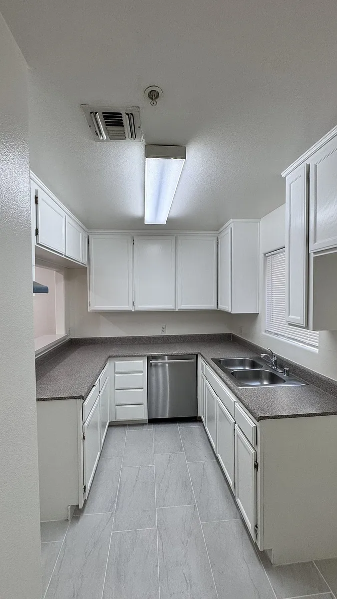 Building Photo - 6344 Denny Ave #7