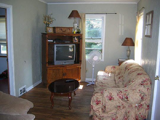 4th image of 908 Blackhawk Blvd
