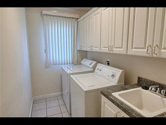 3rd image of 53241 Zachary Dr