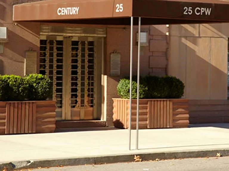 25 Central Park W #19U — Photo 6