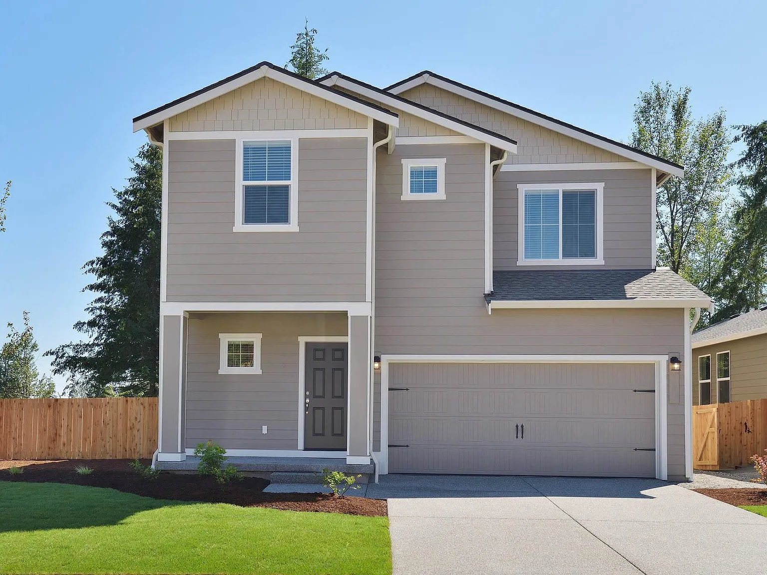 5 bed, 2.5 bath, 2175 sqft, $3,150 — Photo 1