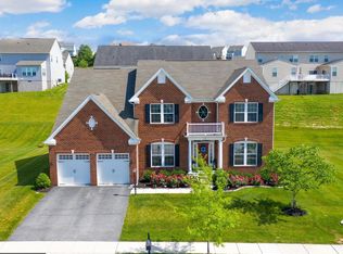737 Countryside Rd, Seven Valleys, PA 17360