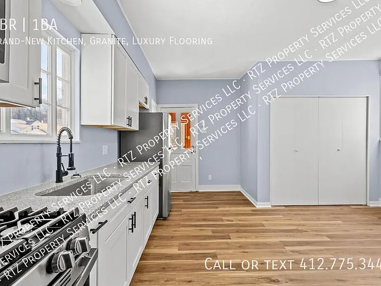 5920 Smithfield St — Photo 9