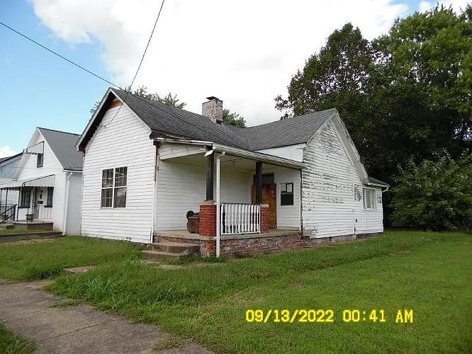 1st image of 523 7th St