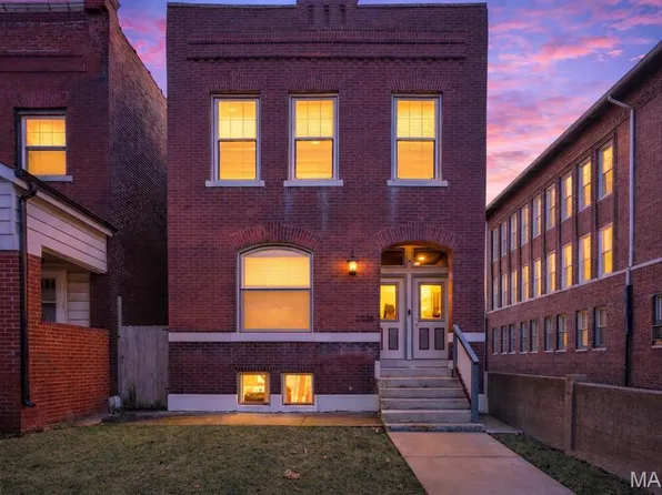 2026 Allen Ave, Saint Louis, MO 63104