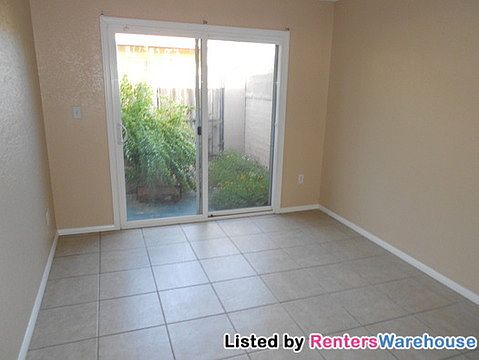 4th image of 3402 N 32nd St Unit 146