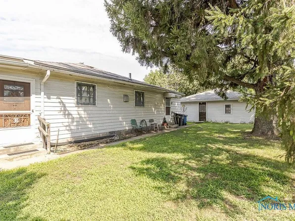1614 Campbell St, Toledo, OH 43607