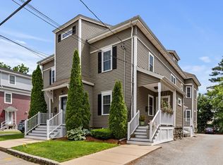 27 Robbins St APT 4, Waltham, MA 02453