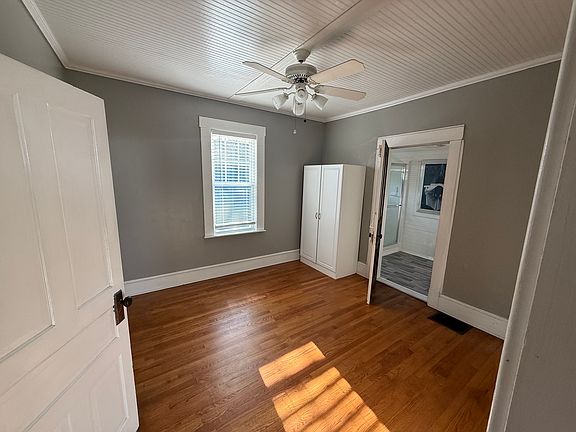 5th image of 113 Woodrow Ave #1