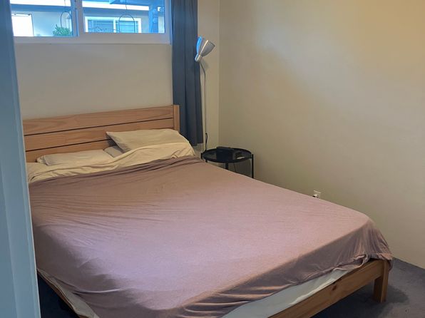 907 Fremont Pl APT 4