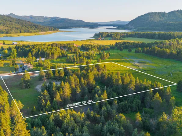 5 Bonnie Ln, Sagle, ID 83860