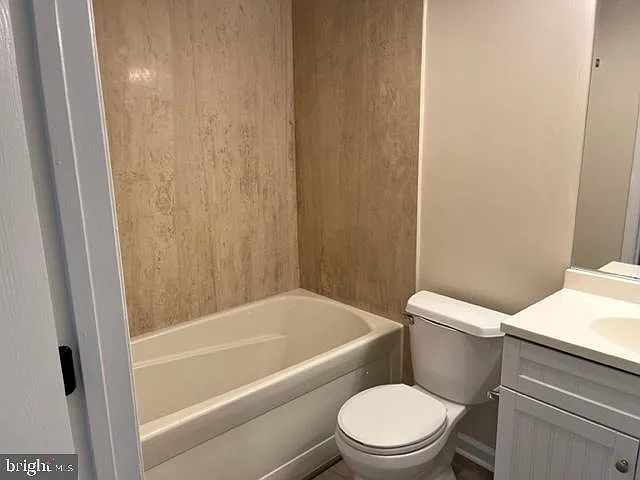 75 Kenwood Dr — Photo 18