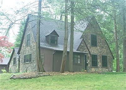 5th image of 588 Palisades Dr