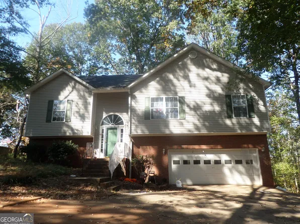 4413 Woodglenn Dr, Gainesville, GA 30507