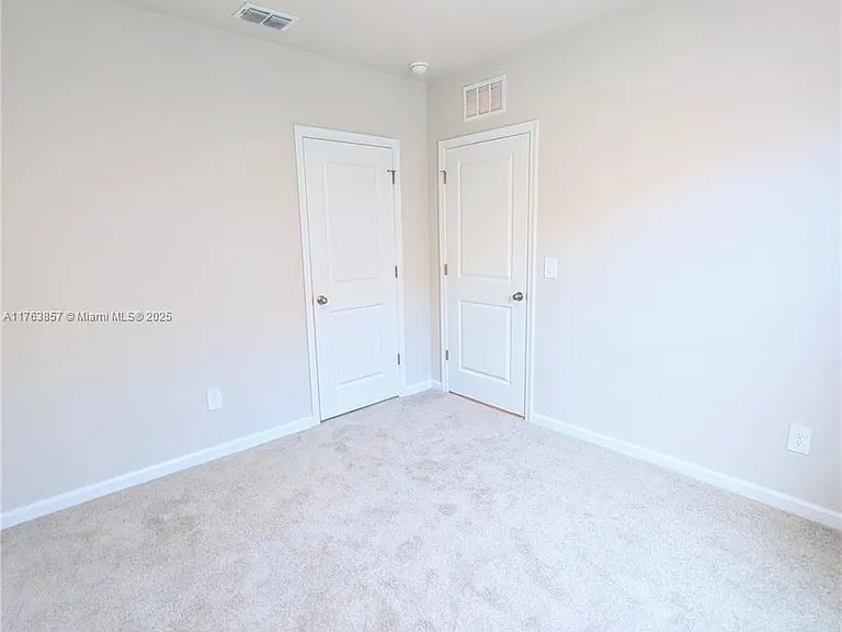285 Raspberry Rd #0 — Photo 10