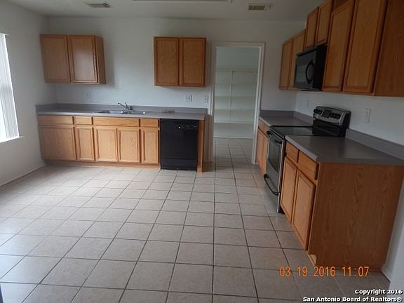 3rd image of 331 Las Puertas