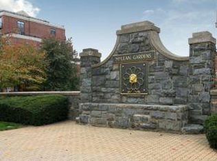 3621 39th St NW, Washington, DC 20016