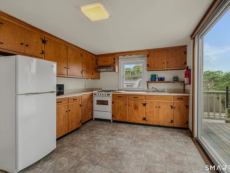 64 Main St #3 — Photo 7